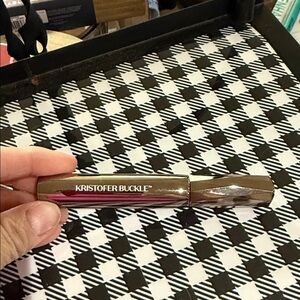 Kristofer Buckle Silver Mascara